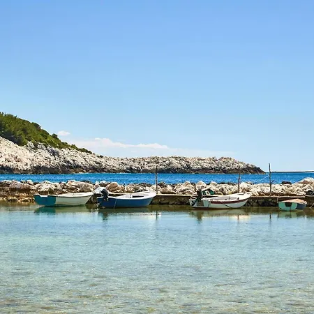 公寓 1 Bedroom Lovely In *