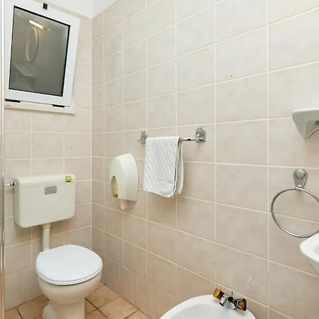 Lovely In With Kitchen * Saplunara