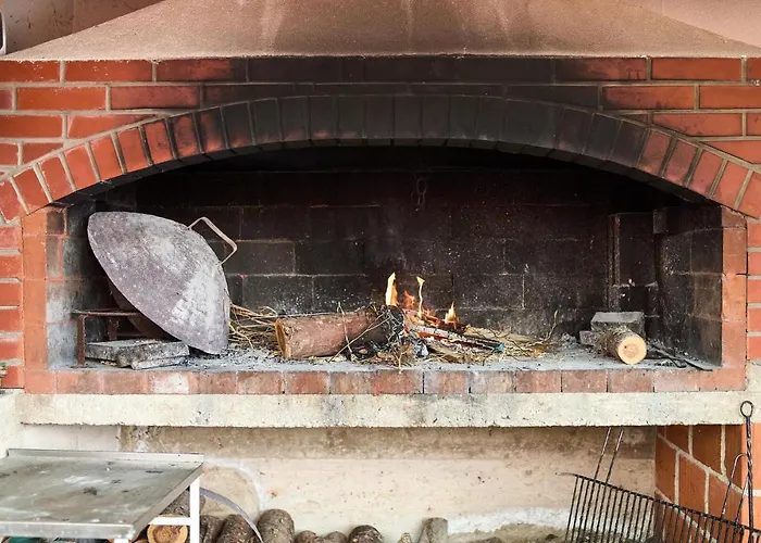 1 Bedroom Lovely In Daire Saplunara